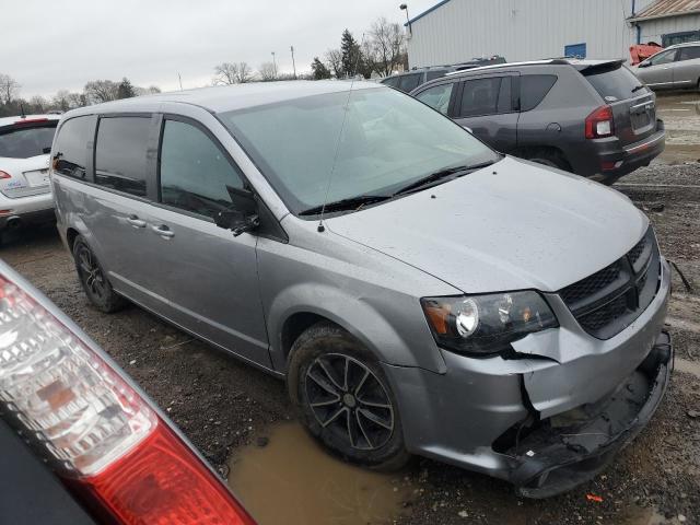 2C4RDGBG2JR220343 - 2018 DODGE GRAND CARA SE GRAY photo 4