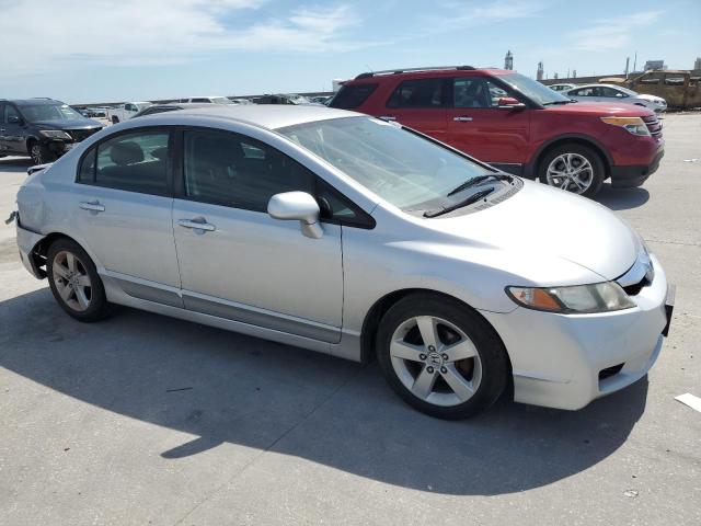 19XFA1F60BE044308 - 2011 HONDA CIVIC LX-S فضي صورة 4