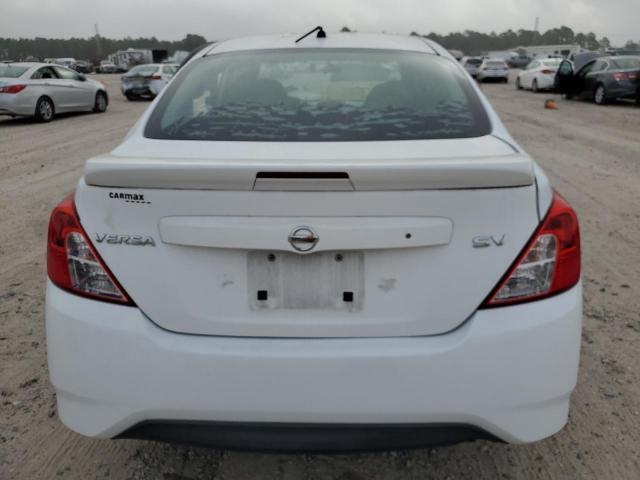 3N1CN7AP8GL908604 - 2016 NISSAN VERSA S WHITE photo 6