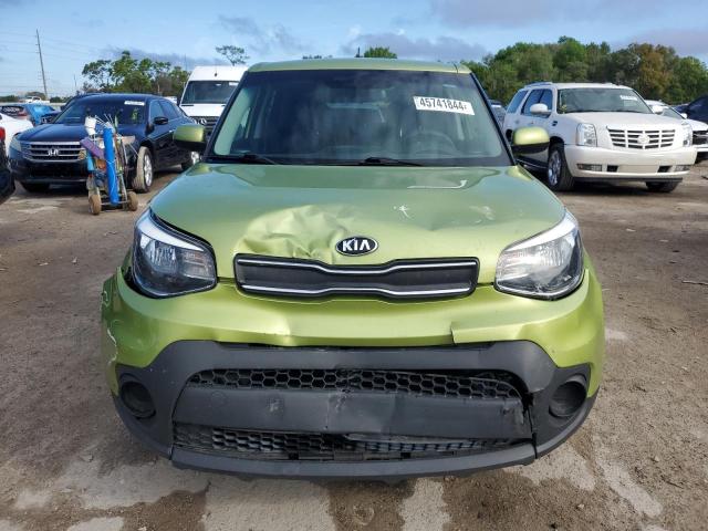 KNDJN2A23K7915033 - 2019 KIA SOUL GREEN photo 5