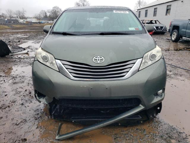 5TDYK3DC0BS016086 - 2011 TOYOTA SIENNA XLE GREEN photo 5