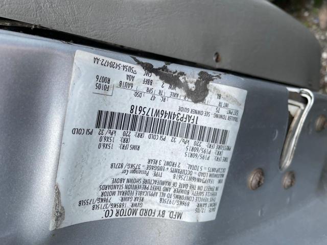 1FAFP34N46W175618 - 2006 FORD FOCUS ZX4 SILVER photo 10