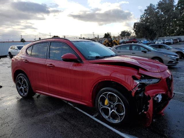 ZASPAKBN0L7C76424 - 2020 ALFA ROMEO STELVIO TI 红色 照片 4