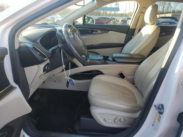 2LMTJ6LR7GBL51472 - 2016 LINCOLN MKX RESERVE WHITE photo 7