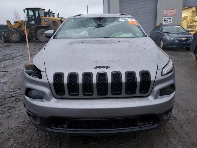 1C4PJMCX8JD610010 - 2018 JEEP CHEROKEE LATITUDE SILVER photo 5