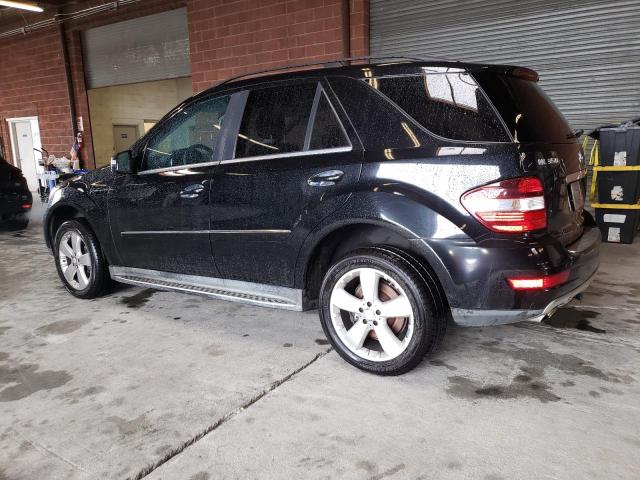 4JGBB8GB3BA734083 - 2011 MERCEDES-BENZ ML 350 4MATIC BLACK photo 2