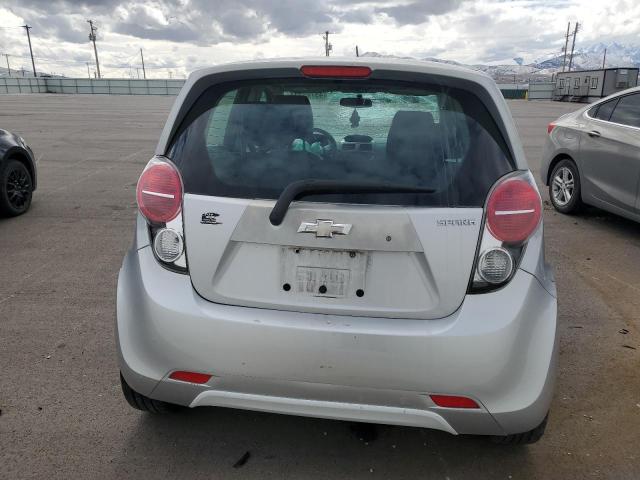 KL8CD6S91EC560642 - 2014 CHEVROLET SPARK 1LT SILVER photo 6