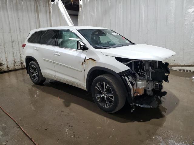 5TDBZRFHXJS870398 - 2018 TOYOTA HIGHLANDER LE WHITE photo 4