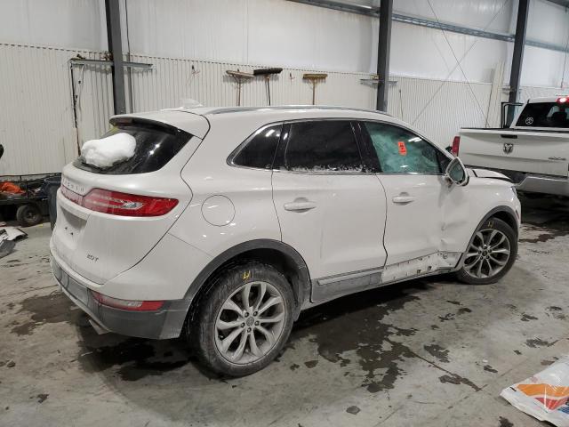 5LMCJ2C93HUL24511 - 2017 LINCOLN MKC SELECT Weiß Foto 3