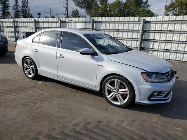 3VW4T7AJ3HM350012 - 2017 VOLKSWAGEN JETTA GLI رمادي صورة 4
