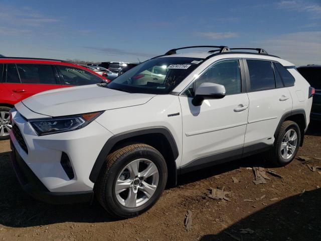 4T3RWRFV6MU020980 - 2021 TOYOTA RAV4 XLE WHITE photo 1