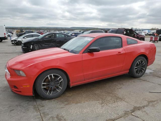 1ZVBP8AM8D5270748 - 2013 FORD MUSTANG RED photo 1