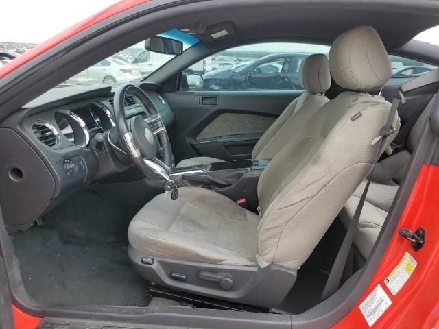 1ZVBP8AM8D5270748 - 2013 FORD MUSTANG RED photo 7