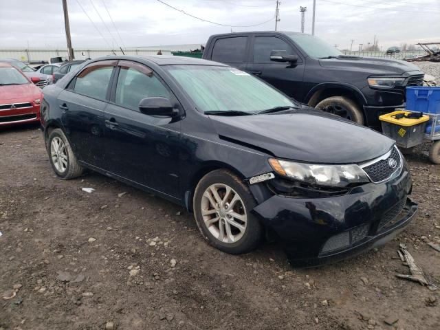 KNAFU4A22B5440049 - 2011 KIA FORTE EX BLACK photo 4