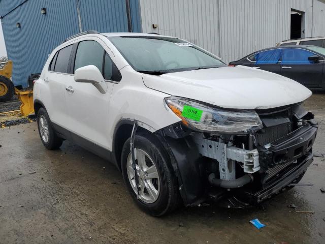 3GNCJLSB0KL280106 - 2019 CHEVROLET TRAX 1LT WHITE photo 4