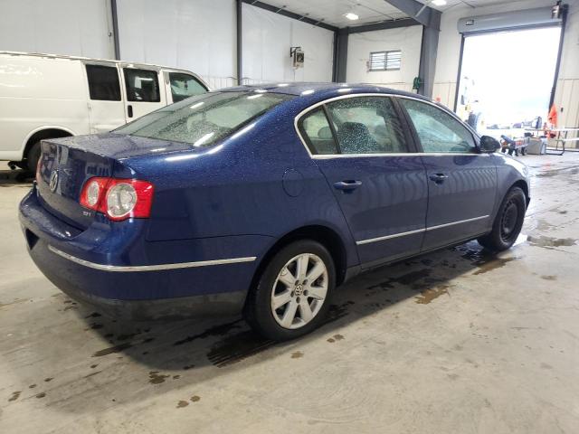 WVWJK73C98E107267 - 2008 VOLKSWAGEN PASSAT TURBO BLUE photo 3