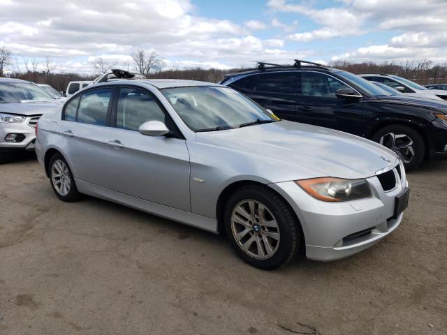 WBAVC93507K035366 - 2007 BMW 328 XI SILVER photo 4