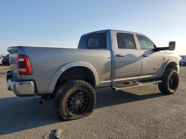 3C6UR5FL4MG544340 - 2021 RAM 2500 LARAMIE SILVER photo 3