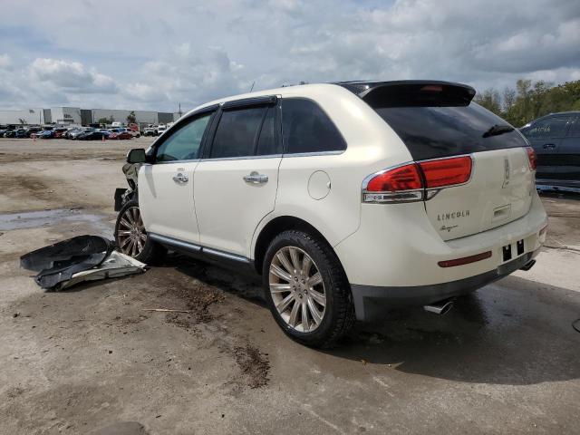 2LMDJ6JK8CBL07226 - 2012 LINCOLN MKX WHITE photo 2