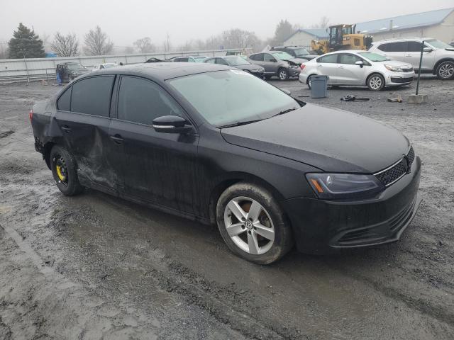 3VW3L7AJ2BM133828 - 2011 VOLKSWAGEN JETTA TDI BLACK photo 4