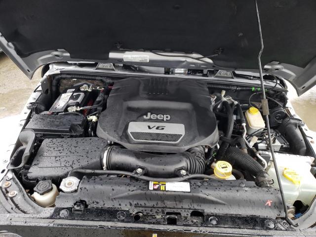 1C4HJWEG2GL267867 - 2016 JEEP WRANGLER U SAHARA SILVER photo 11