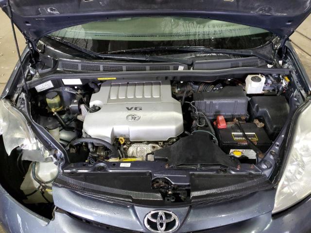 5TDZK22C17S060087 - 2007 TOYOTA SIENNA XLE GRAY photo 12