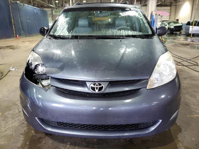 5TDZK22C17S060087 - 2007 TOYOTA SIENNA XLE GRAY photo 5