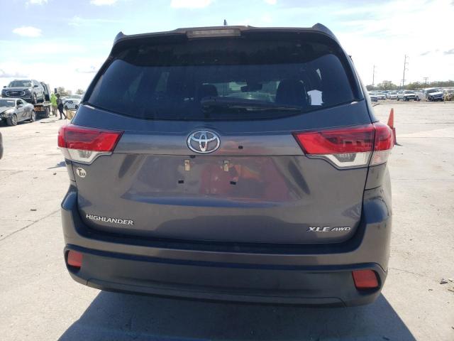 5TDJZRFH6HS401265 - 2017 TOYOTA HIGHLANDER SE GRAY photo 6