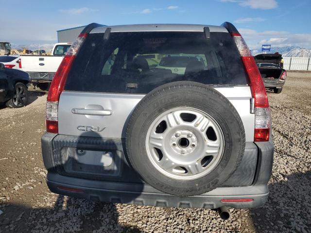 JHLRD68585C003834 - 2005 HONDA CR-V LX SILVER photo 6