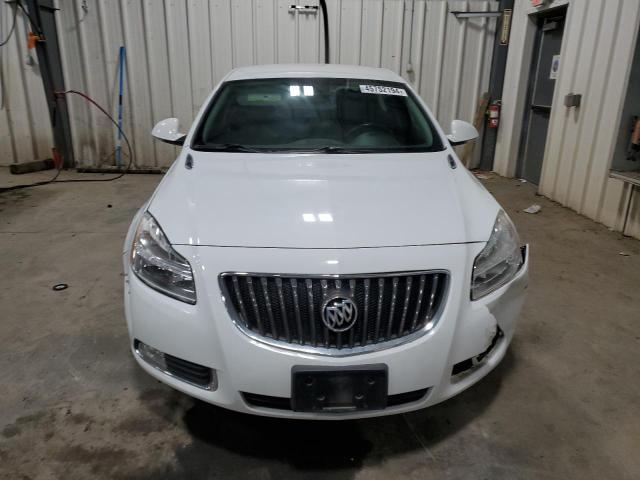 2G4GS5EV4D9121373 - 2013 BUICK REGAL PREMIUM WHITE photo 5