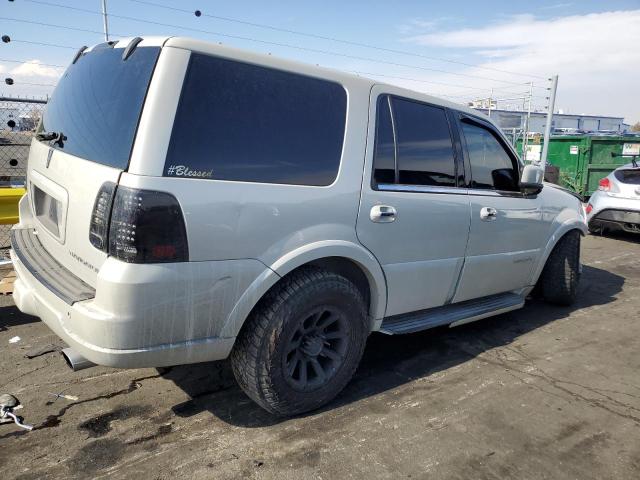 5LMFU28535LJ18925 - 2005 LINCOLN NAVIGATOR 白色 照片 3