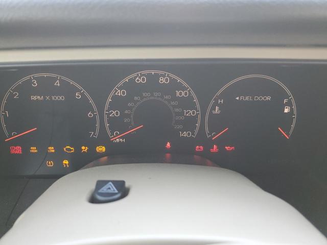 5LMFU28535LJ18925 - 2005 LINCOLN NAVIGATOR 白色 照片 9