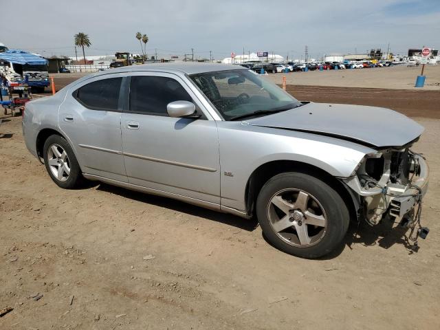 2B3CA3CV2AH163914 - 2010 DODGE CHARGER SXT SILVER photo 4