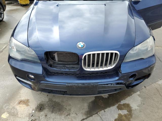 5UXZV8C58BL418434 - 2011 BMW X5 XDRIVE50I BLUE photo 11