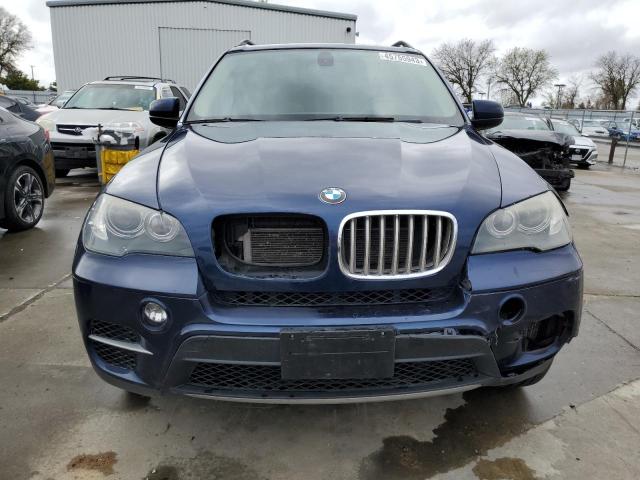 5UXZV8C58BL418434 - 2011 BMW X5 XDRIVE50I BLUE photo 5