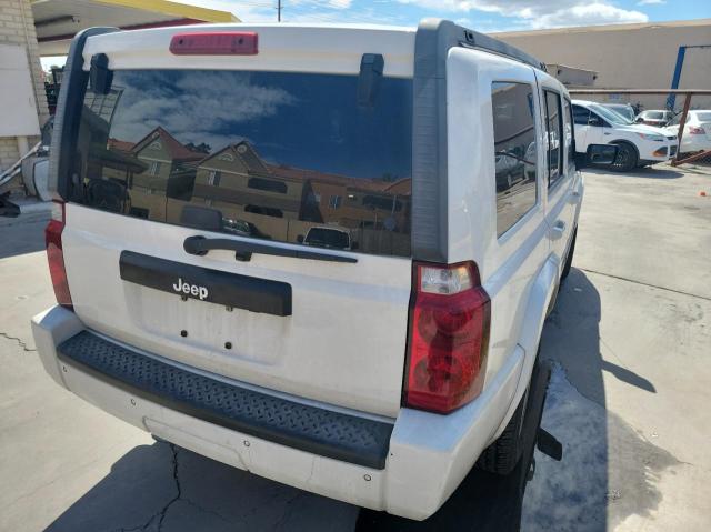 1J8HH48K27C599736 - 2007 JEEP COMMANDER WHITE photo 4