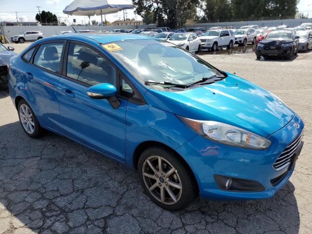 3FADP4BJXFM110155 - 2015 FORD FIESTA SE BLUE photo 4