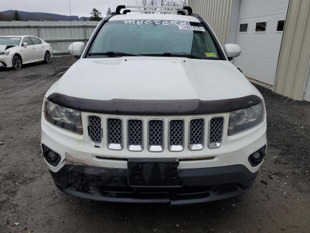 1C4NJDEB2FD177610 - 2015 JEEP COMPASS LATITUDE WHITE photo 5