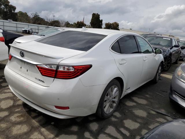 JTHBW1GG4D2013388 - 2013 LEXUS ES 300H WHITE photo 3