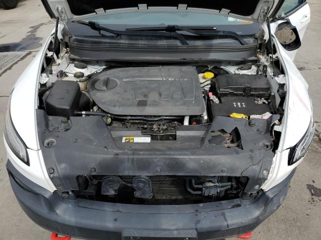 1C4PJMBS3FW675249 - 2015 JEEP CHEROKEE TRAILHAWK თეთრი ფოტო 12