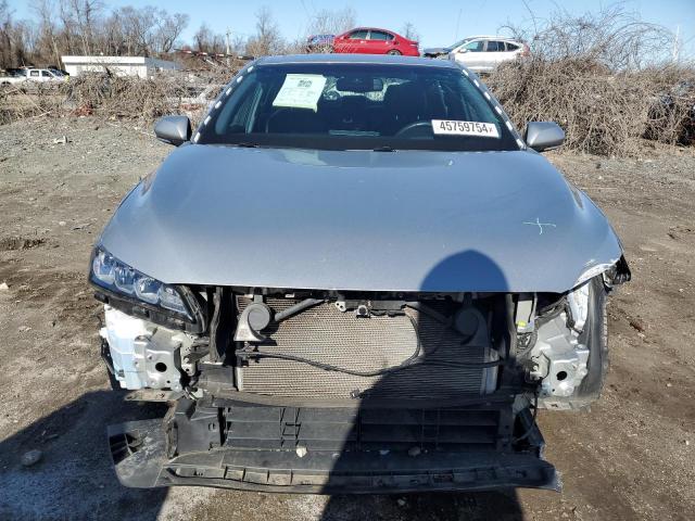 4T1A21FB1LU019159 - 2020 TOYOTA AVALON XLE SILVER photo 5