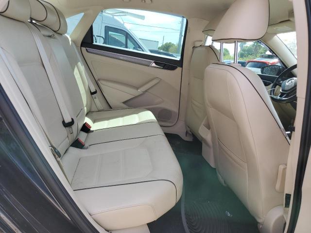 1VWDT7A35HC022464 - 2017 VOLKSWAGEN PASSAT R-LINE Schwarz Foto 10