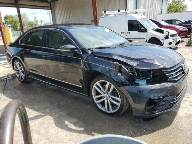 1VWDT7A35HC022464 - 2017 VOLKSWAGEN PASSAT R-LINE Schwarz Foto 4