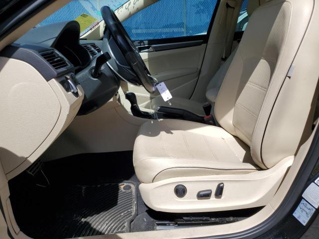 1VWDT7A35HC022464 - 2017 VOLKSWAGEN PASSAT R-LINE Schwarz Foto 7