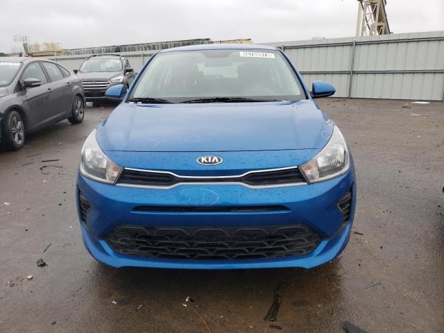 3KPA25AD0ME402305 - 2021 KIA RIO S BLUE photo 5