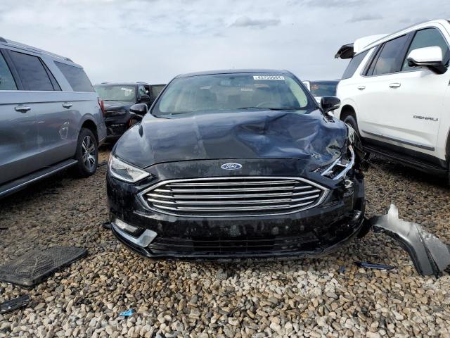 3FA6P0T93HR257350 - 2017 FORD FUSION SE BLACK photo 5