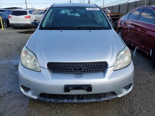 2T1KR32E36C559498 - 2006 TOYOTA MATRIX XR Silber Foto 5