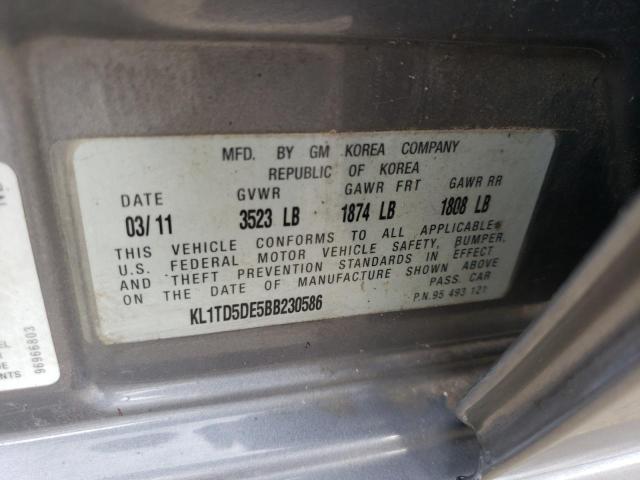 KL1TD5DE5BB230586 - 2011 CHEVROLET AVEO LS 灰色 照片 12