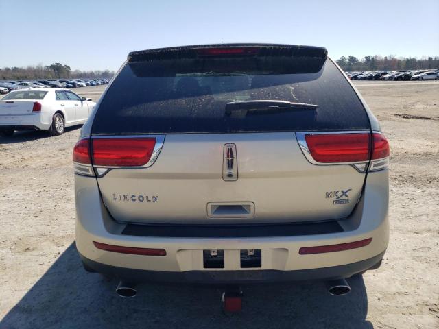 2LMDJ8JK2BBJ28223 - 2011 LINCOLN MKX BEIGE photo 6