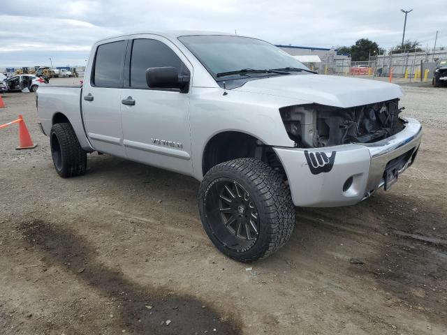 1N6AA07D09N318658 - 2009 NISSAN TITAN XE SILVER photo 4